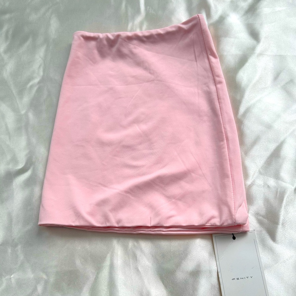 🩷🎀Fenity pink mini skirt🎀🩷